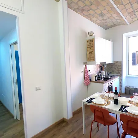 Mamomi House Рим